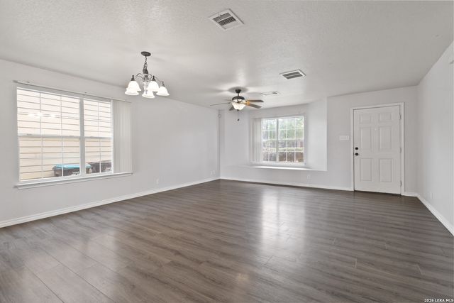 6930 Pecan Fall, Converse, TX 78109