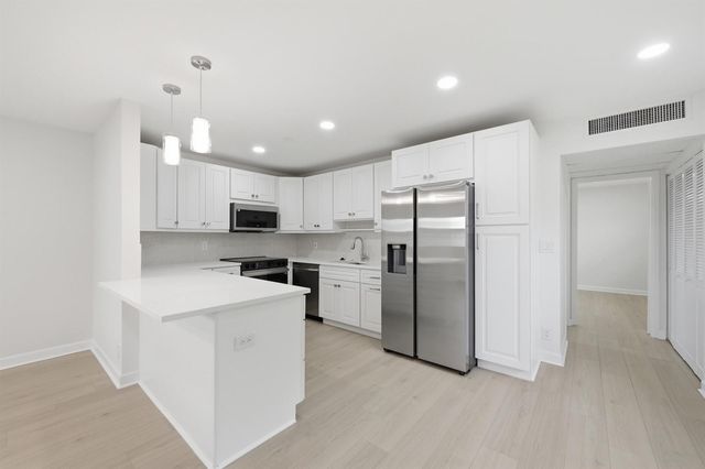 670 Monaco N, Delray Beach, FL 33446