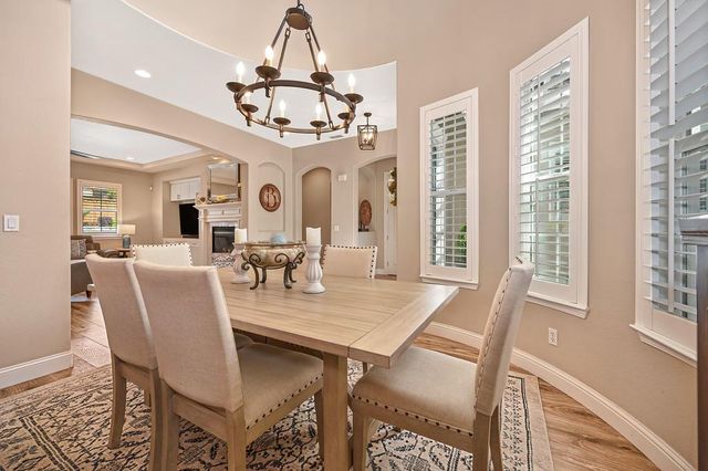 2811 Southcreek Dr, Lincoln, CA 95648