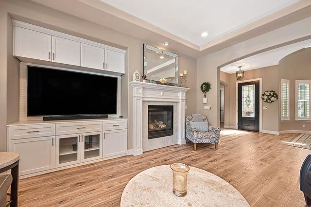 2811 Southcreek Dr, Lincoln, CA 95648