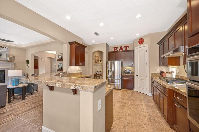 2811 Southcreek Dr, Lincoln, CA 95648