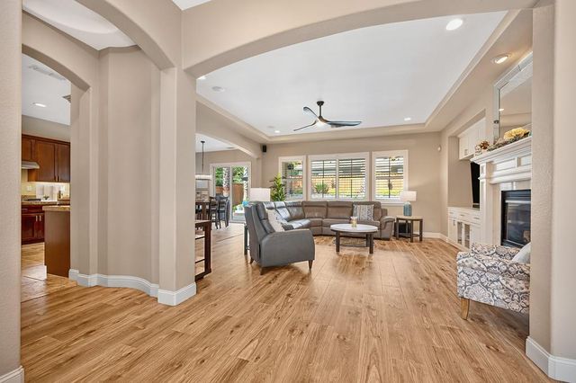 2811 Southcreek Dr, Lincoln, CA 95648