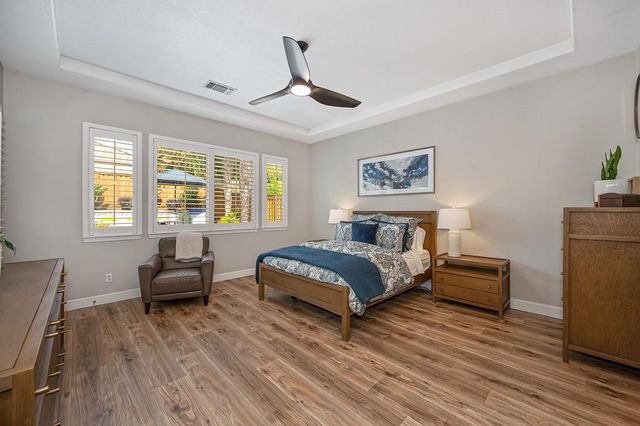2811 Southcreek Dr, Lincoln, CA 95648