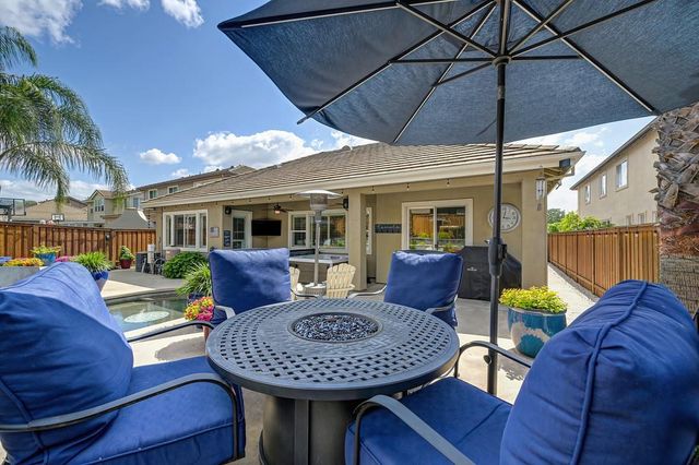 2811 Southcreek Dr, Lincoln, CA 95648