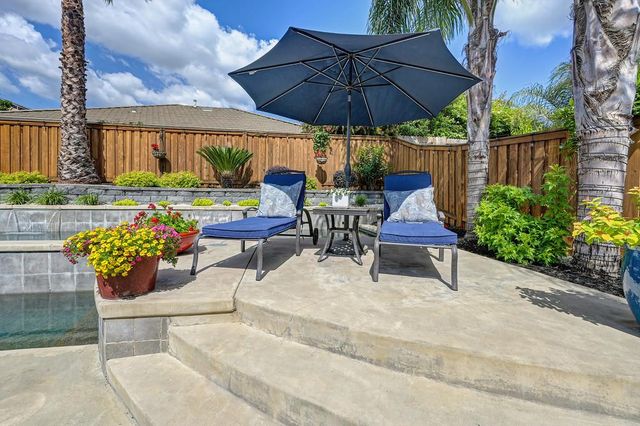 2811 Southcreek Dr, Lincoln, CA 95648