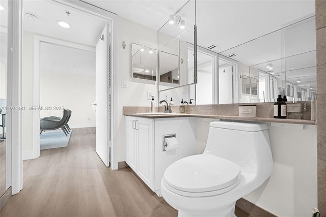 90 Alton Rd 1908, Miami Beach, FL 33139