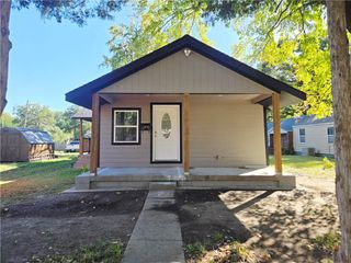 205 W 20th Street, Pittsburg, KS 66762