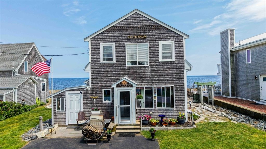 36 Ocean St, Marshfield, MA 02050