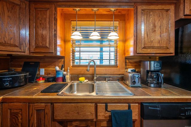 103 Tyler Road, Melbourne, AR 72556
