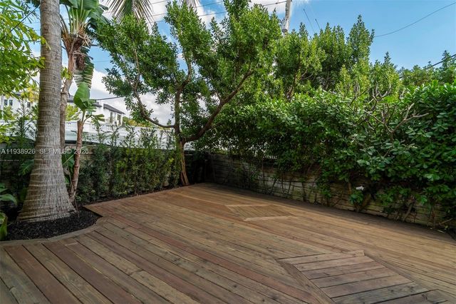 1201 20th St 205, Miami Beach, FL 33139