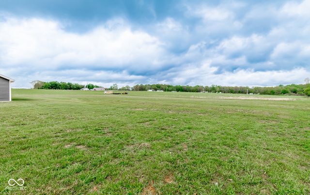 3483 S Pleasant Ridge Road, Lexington, IN 47138