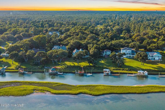362 Olde Point Loop, Hampstead, NC 28443