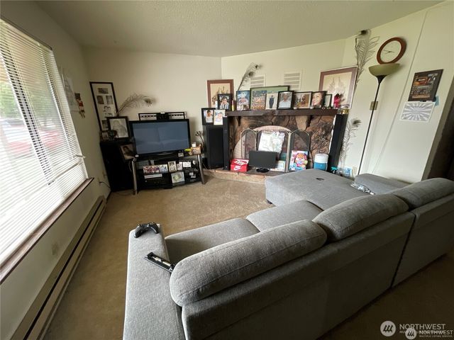 1205 130th Street S, Tacoma, WA 98444