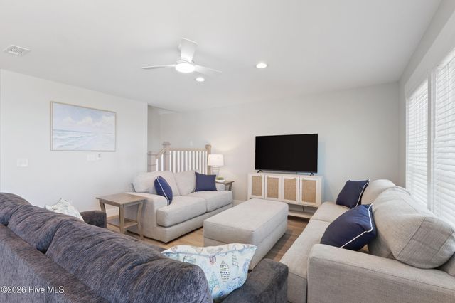 1031 Ocean Boulevard W, Holden Beach, NC 28462