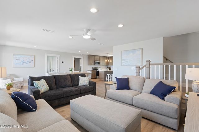 1031 Ocean Boulevard W, Holden Beach, NC 28462