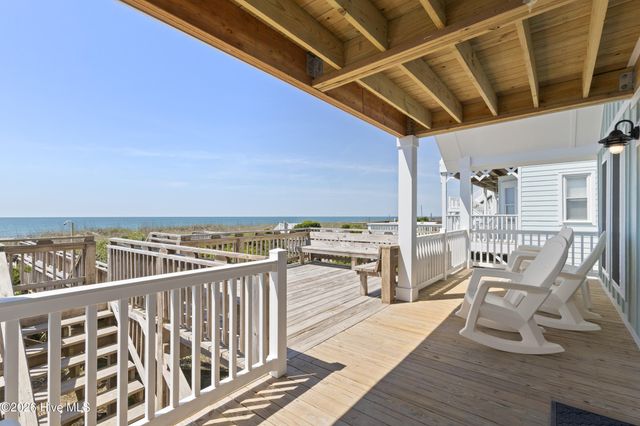 1031 Ocean Boulevard W, Holden Beach, NC 28462