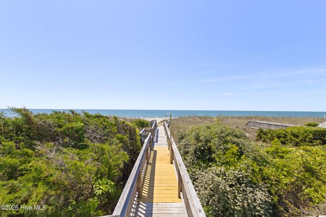 1031 Ocean Boulevard W, Holden Beach, NC 28462