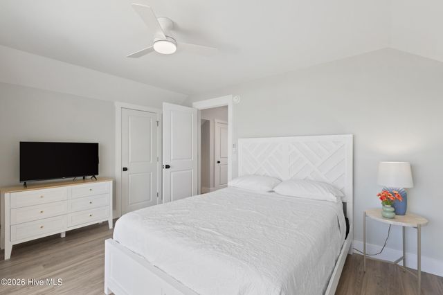 1031 Ocean Boulevard W, Holden Beach, NC 28462