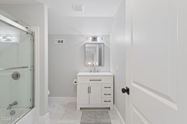 1031 Ocean Boulevard W, Holden Beach, NC 28462