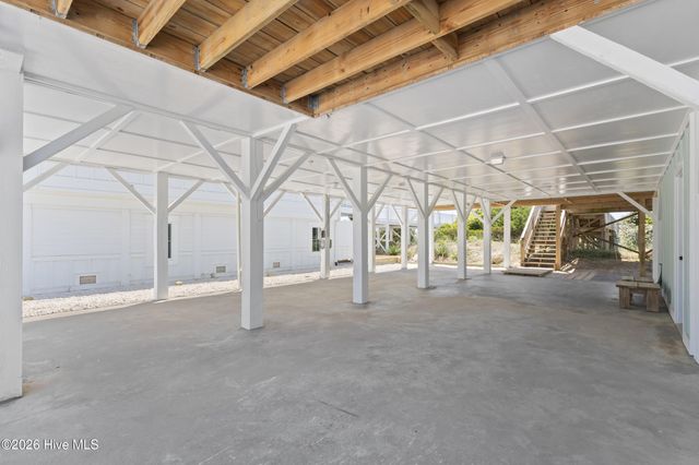 1031 Ocean Boulevard W, Holden Beach, NC 28462
