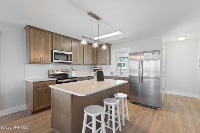 1031 Ocean Boulevard W, Holden Beach, NC 28462