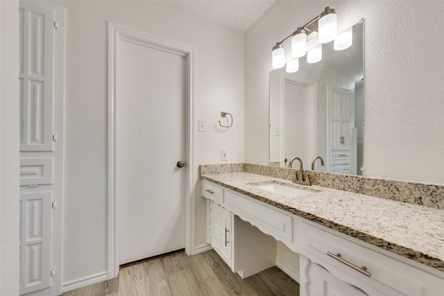 1700 Prestonwood Drive, Arlington, TX 76012