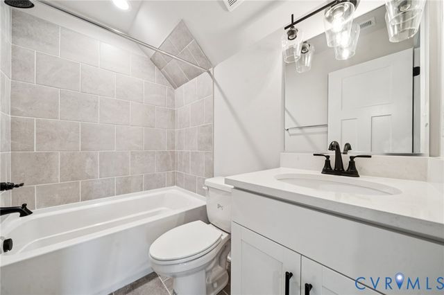 8642 Bethany Creek Ave, North Chesterfield, VA 23236