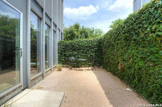 110 Biering, San Antonio, TX 78210