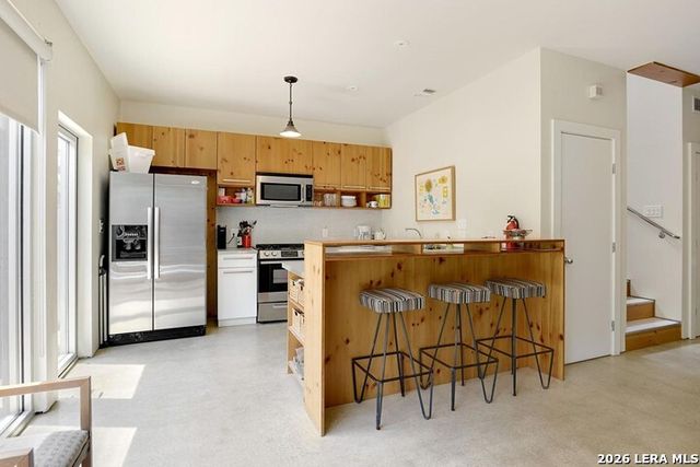 110 Biering, San Antonio, TX 78210