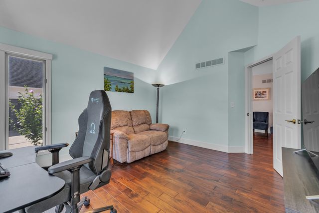 46776 Mornington Road, Canton, MI 48188