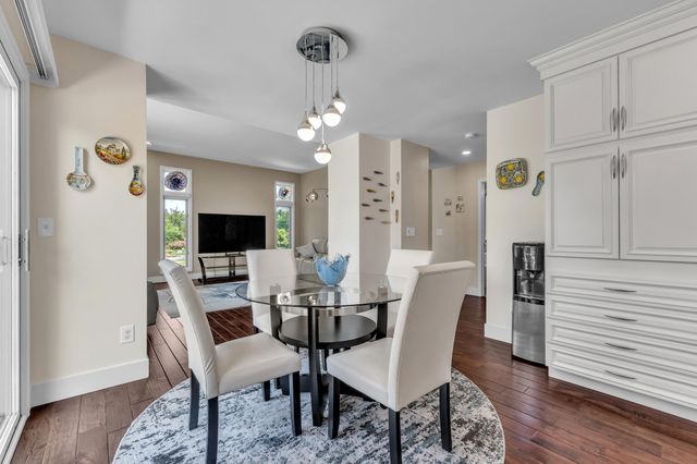 46776 Mornington Road, Canton, MI 48188