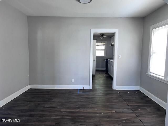 2555 Oak Grove Place, Toledo, OH 43613