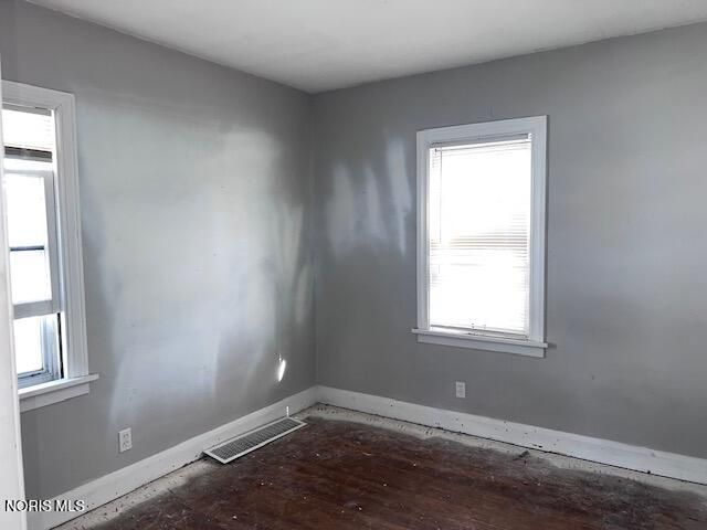 2555 Oak Grove Place, Toledo, OH 43613