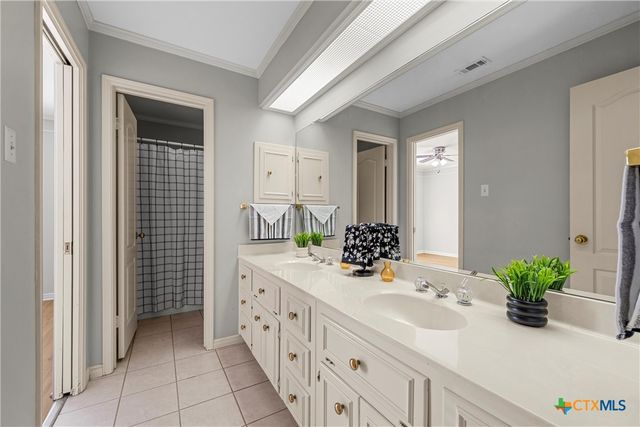 3601 Willow Bend Circle, Waco, TX 76708