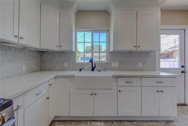 2235 S Parton Street, Santa Ana, CA 92707