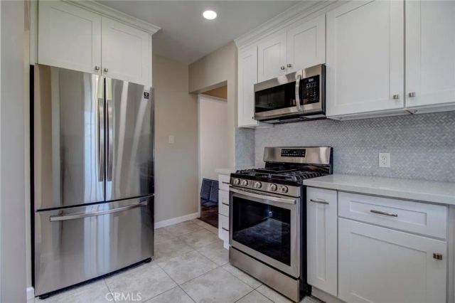 2235 S Parton Street, Santa Ana, CA 92707