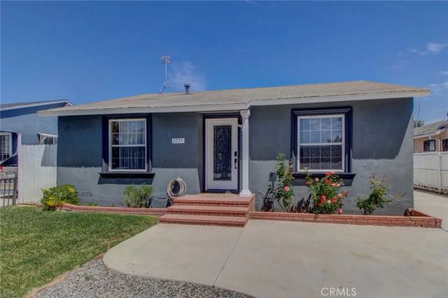 2235 S Parton Street, Santa Ana, CA 92707