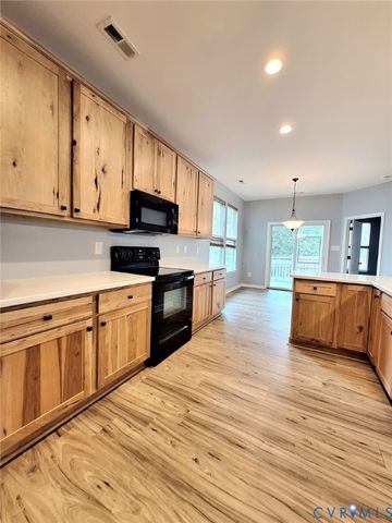 9265 Sedgehill Ct, Mechanicsville, VA 23116