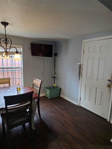 2210 Eugene Street, Dallas, TX 75215