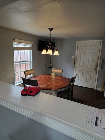 2210 Eugene Street, Dallas, TX 75215