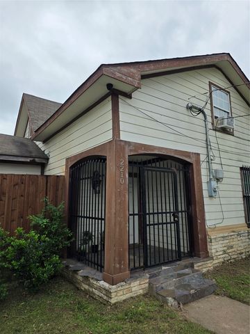 2210 Eugene Street, Dallas, TX 75215