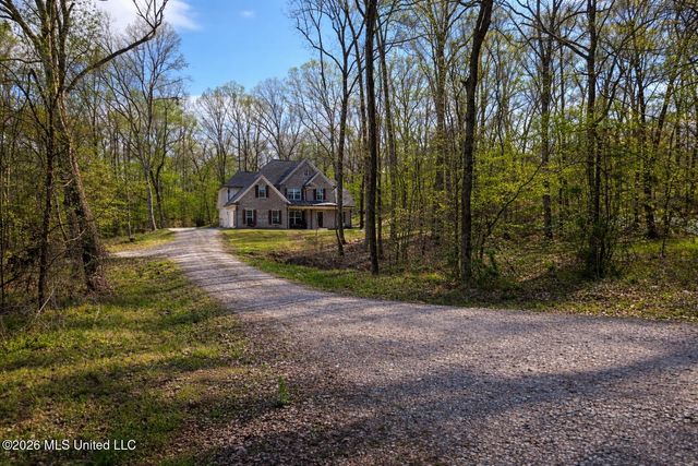 14929 Strickland Road, Byhalia, MS 38611