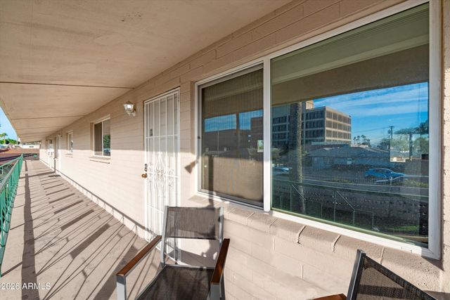 1908 W BERRIDGE Lane 11, Phoenix, AZ 85015