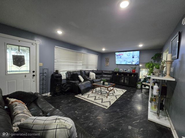 6250 Maple Lawn Road, Indianapolis, IN 46241