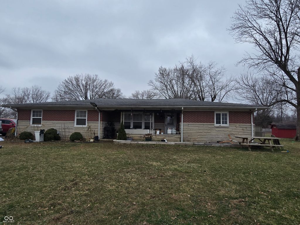 6250 Maple Lawn Road, Indianapolis, IN 46241