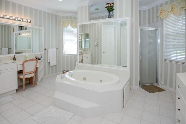4676 Manderly Drive, Wellington, FL 33449