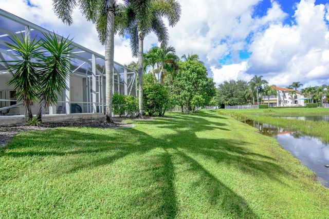 4676 Manderly Drive, Wellington, FL 33449