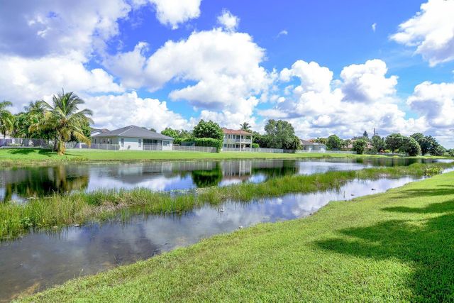 4676 Manderly Drive, Wellington, FL 33449