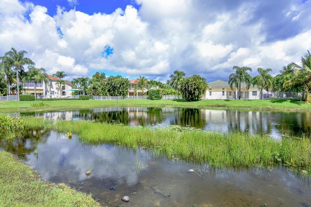 4676 Manderly Drive, Wellington, FL 33449