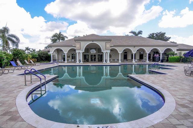 4676 Manderly Drive, Wellington, FL 33449